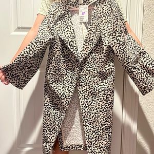 H&M LEOPARD COAT